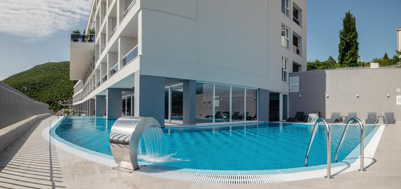 Marea Hotel & Spa نيوم المظهر الخارجي الصورة
